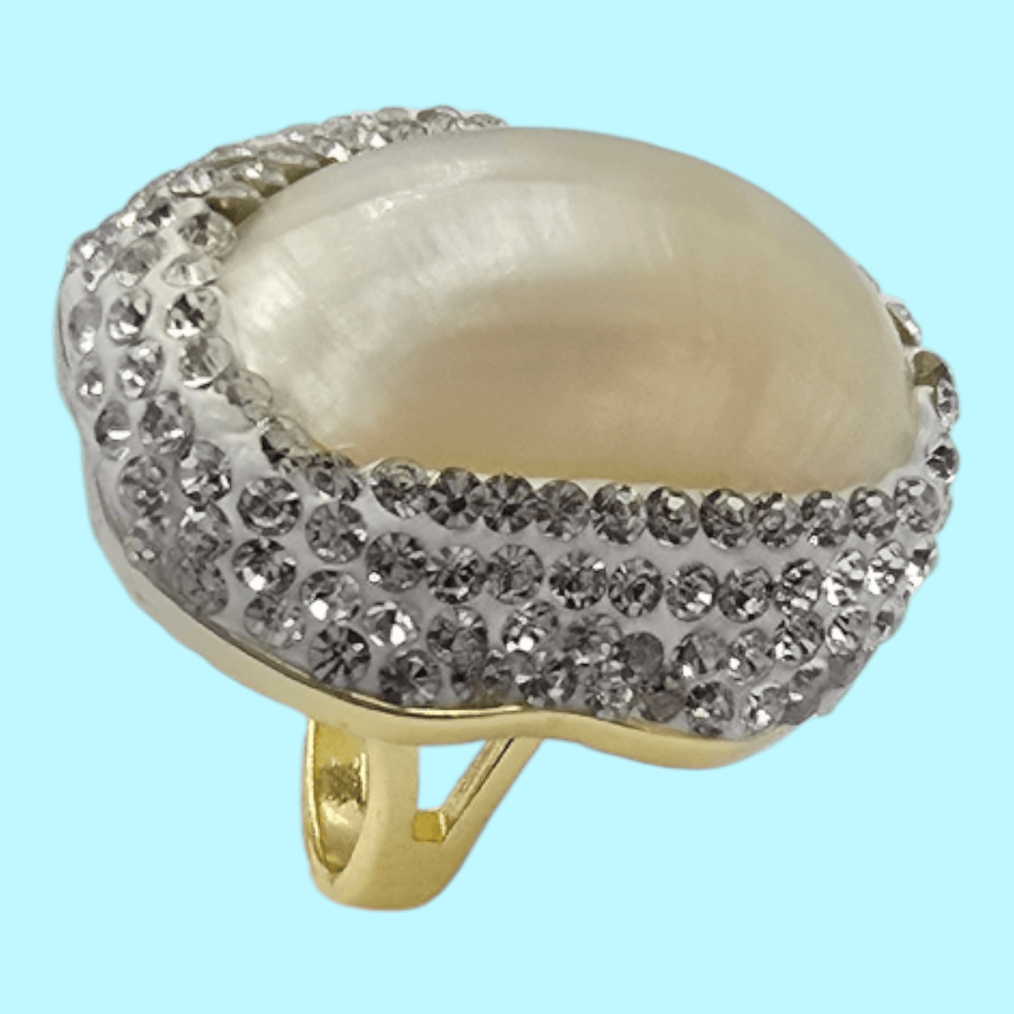 Elegant Gold-Plated Mother of Pearl Ring with white Austrian Crystals